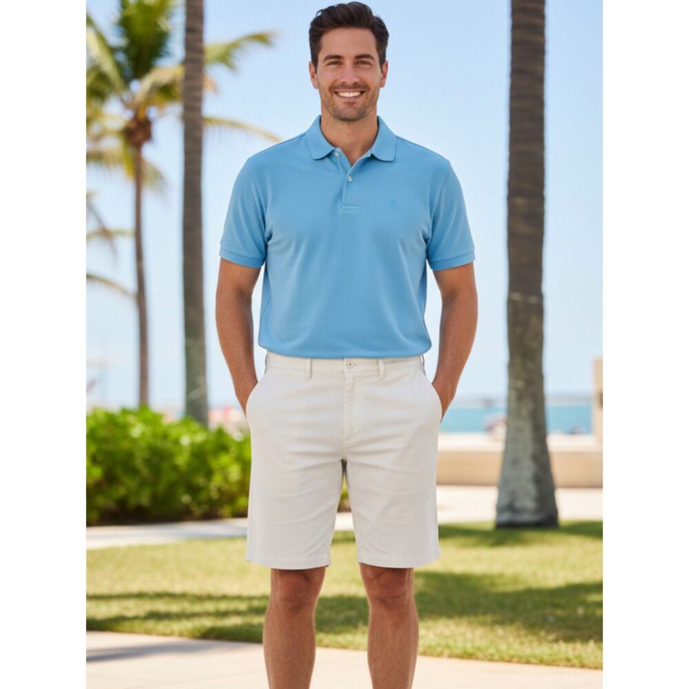 Roundtree & Yorke Men's White Classic Flat Front Shorts (Size 42)